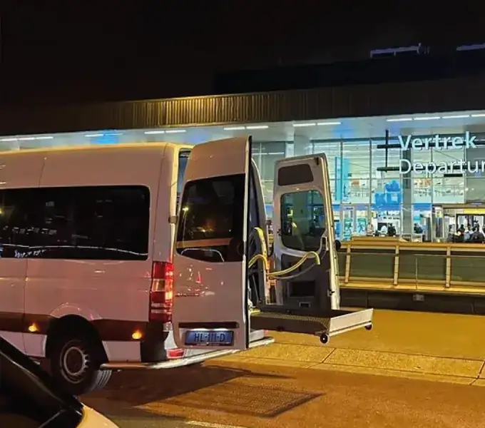 Rolstoeltaxi ziekenhuisvervoer Uithoorn